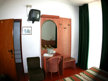 Harris Hotel