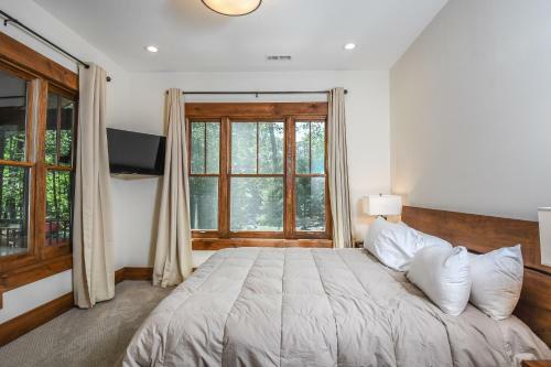 The Haven Eight-bedroom Holiday Home