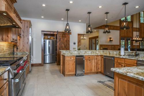 The Haven Eight-bedroom Holiday Home