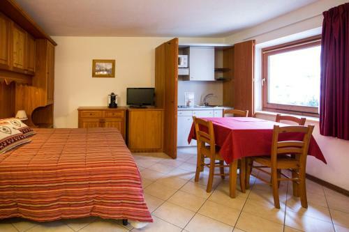 Hotel Residence Ch�teau Royal - Self Catering