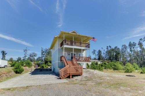 Victoria's Beach Retreat