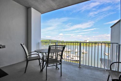 Wharf 411 Apartment