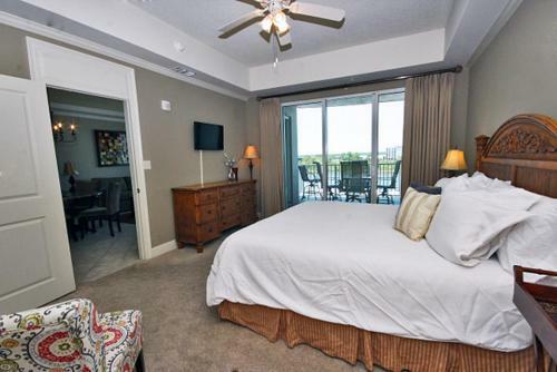 Wharf 412 Apartment