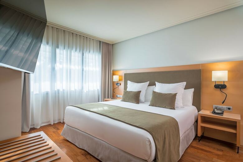 Hotel Barcel� Murcia Siete Coronas