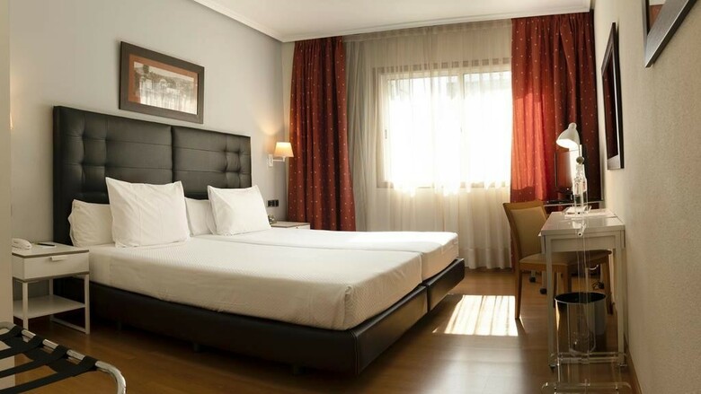 Sercotel Tres Luces Hotel