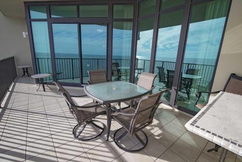 Apartamento Phoenix West 1004 Condo