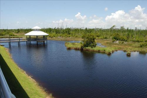 Apartamento Romar Lakes 205b Condo