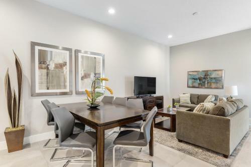 Summerville Resort By Columbia Management
