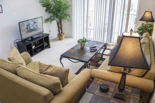 Home From Home - Three Bedrooms 401