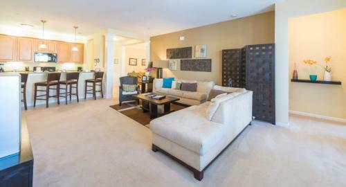 Shoreway Loop L 2004-two Bedroom Apartment