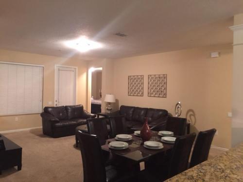 Viz Cay Shoreway Condo 10101