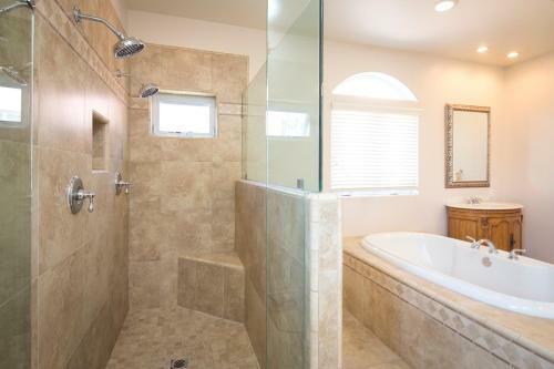 5430 R - 738647 - Mandalay Green Reef House