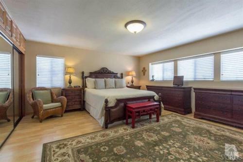 4121 O -751505 Blue Water Horizon Beach House