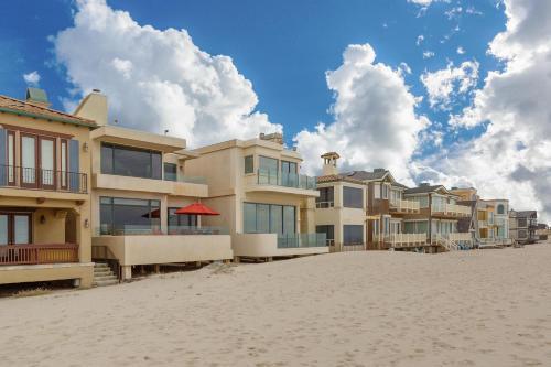 1417m - 1290467 Magnificent Mediterranean Home