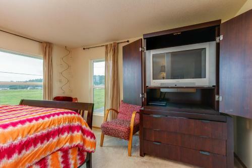 Pc Riverfront Getaway!