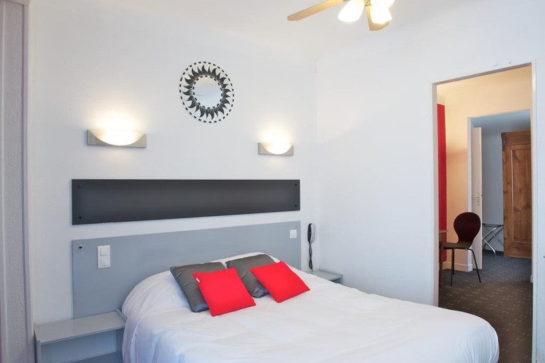 Hotel H�tel Des Aliz�s