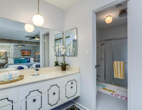 Breakfast At Alexander's - 3 Bedroom
