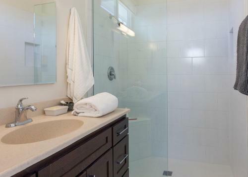 Simply Alexander - 3 Bedroom
