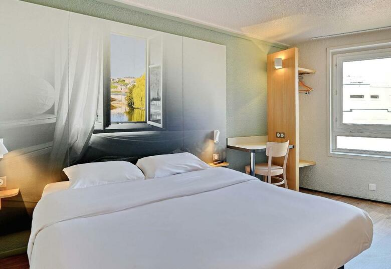 Hotel H�tel Premi�re Classe Centre Ville Palais Des Congr�s