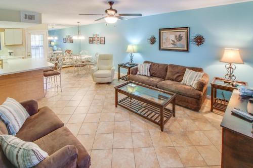 Gulf Highland 117 W. Leslie Lane