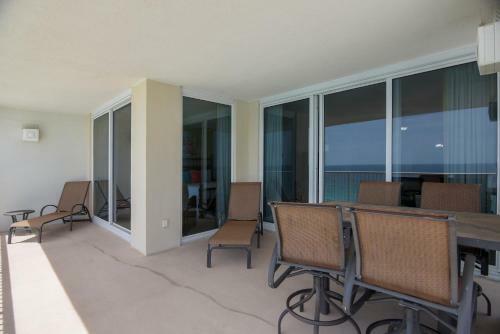 Apartamento Majestic Beach Resort By Book That Condo