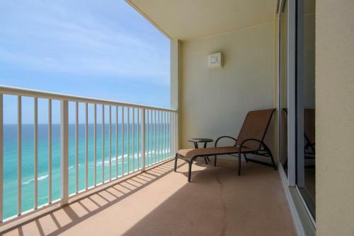 Apartamento Majestic Beach Resort By Book That Condo