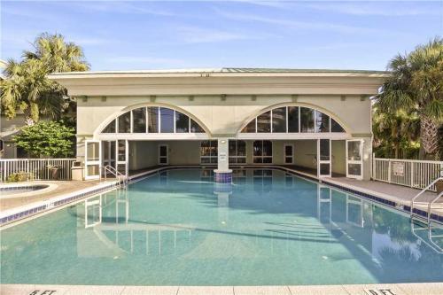 Mairsol 903, 3 Bedrooms, Beach Front, Heated Pool Access, Wifi, Sleeps 8