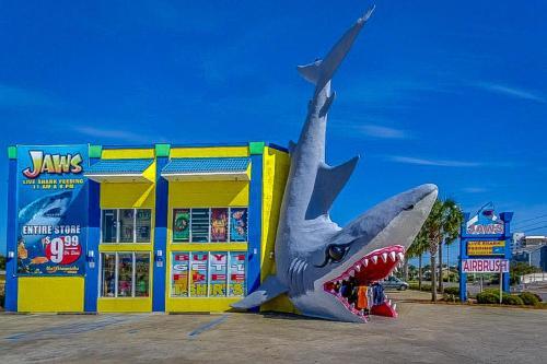 Laketown Wharf #1306