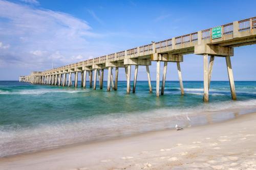 Laketown Wharf #1306