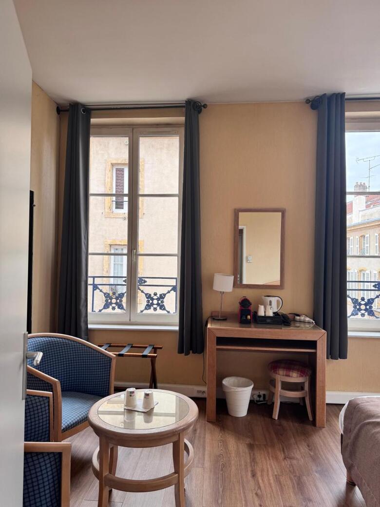 Hotel H�tel Du Th��tre