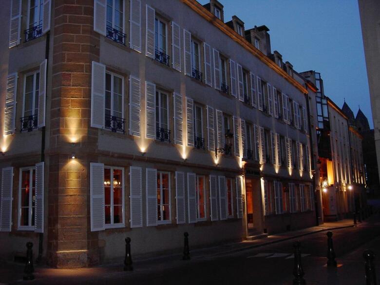 Hotel H�tel Du Th��tre