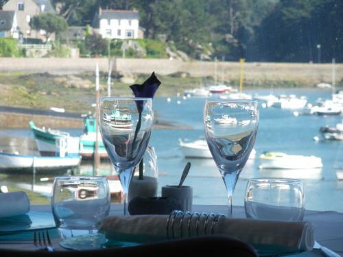 Hotel H�tel Des Rochers