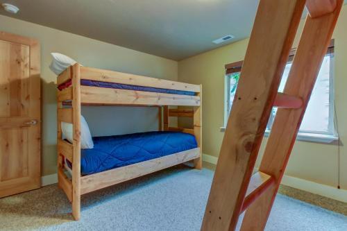 Bear Hollow Home #5557