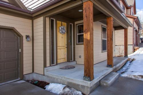 Bear Hollow Home #5557
