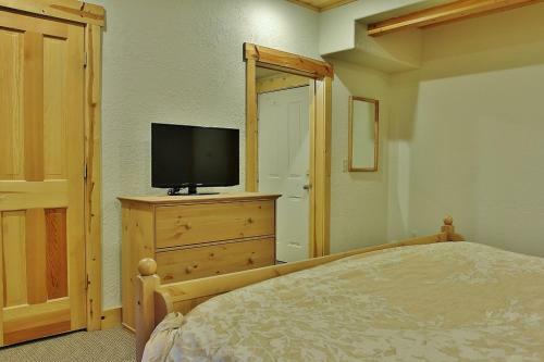 Deer Valley Bristlecone Home