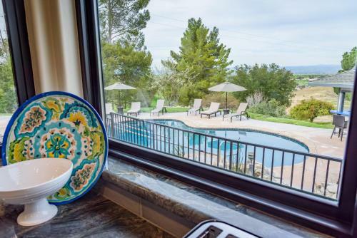 Deer Mountain Retreat