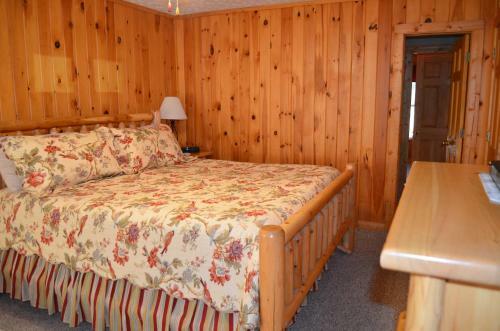 A Grand View From Above #225 - Two Bedroom Cabin