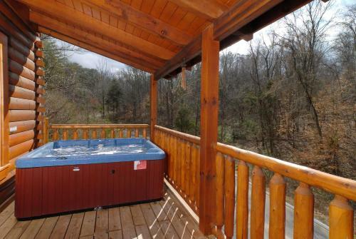 Camelot #266 - Two Bedroom Cabin