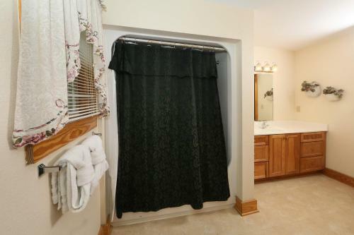 Apartamento Poplar Point Condo Unit 12a - Two Bedroom