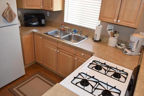 345 Hinds Two-bedroom Holiday Home