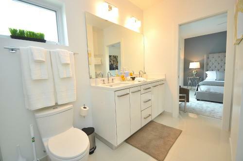 14th & Ocean Villa 79