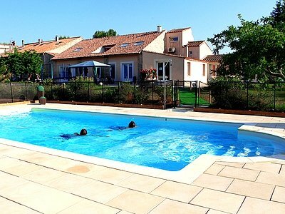 Hotel D�jeunez Sous L'arbre