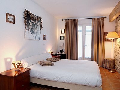 Hotel D�jeunez Sous L'arbre