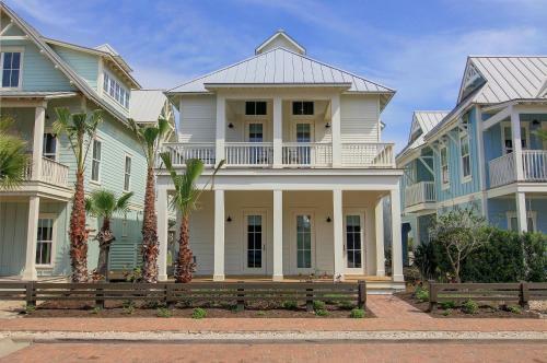 Cinnamon Shore- Merroway Cove 223 Be