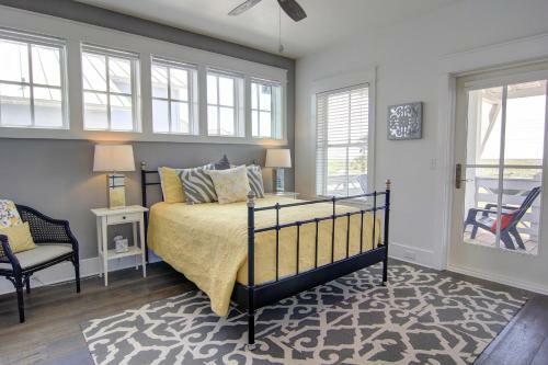 Cinnamon Shore- Lollygag 107 St