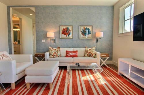 Cinnamon Shore- La Ola 261 Be
