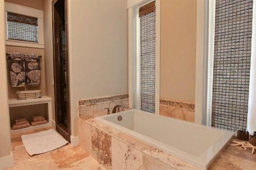Cinnamon Shore- Sea Star 104 St
