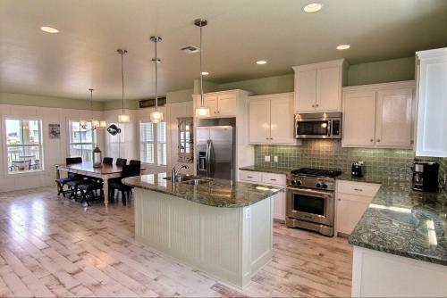 Apartamento Cinnamon Shore- Coastal Hideaway 230 Be