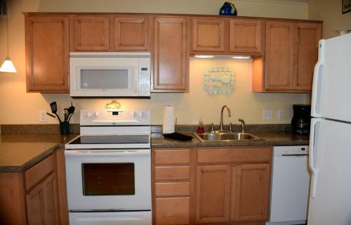 Apartamento Beach View Condo - Two Bedroom Condo