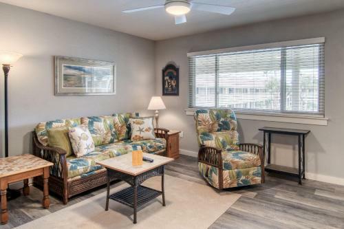 Apartamento Courtyard #202 Condo